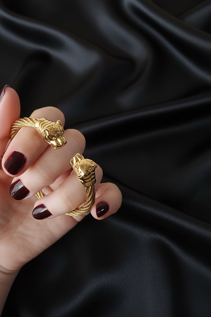 Vintage lion bangle
