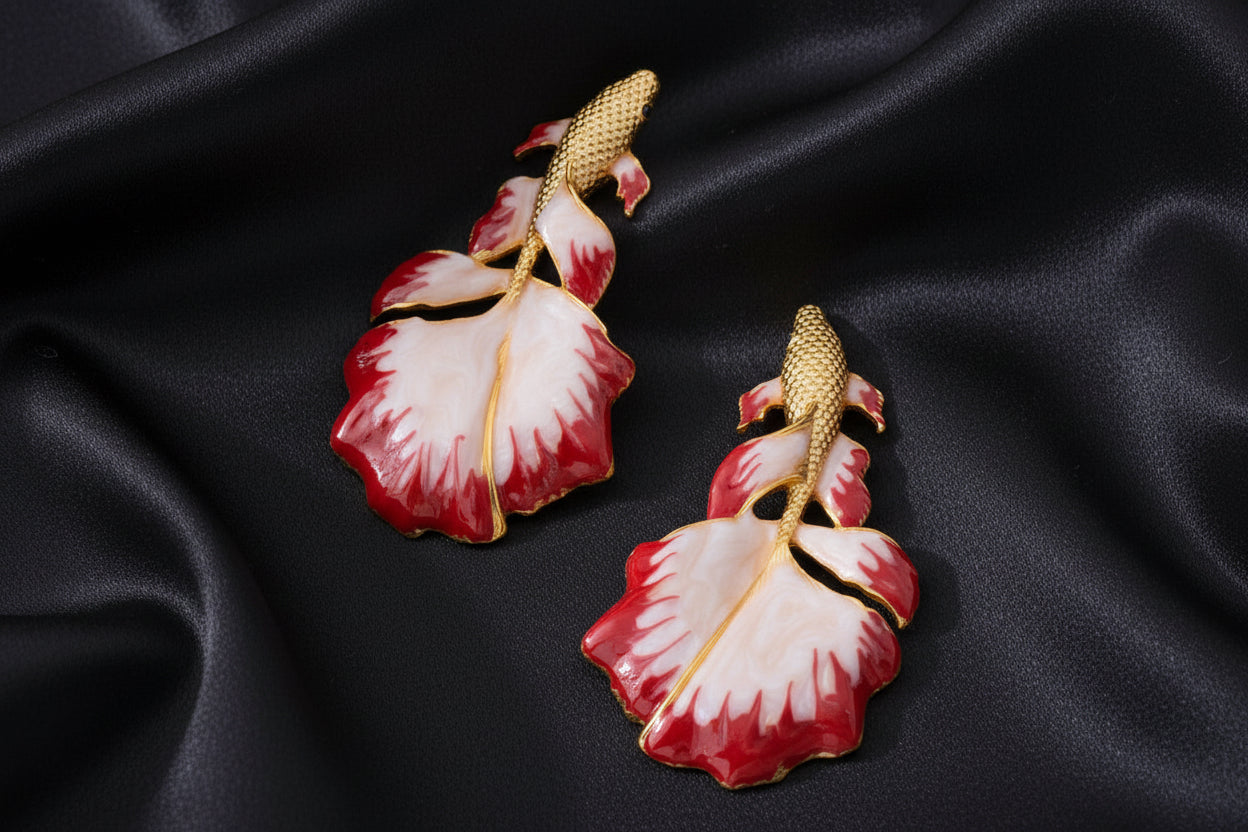 The elegant fish earrings