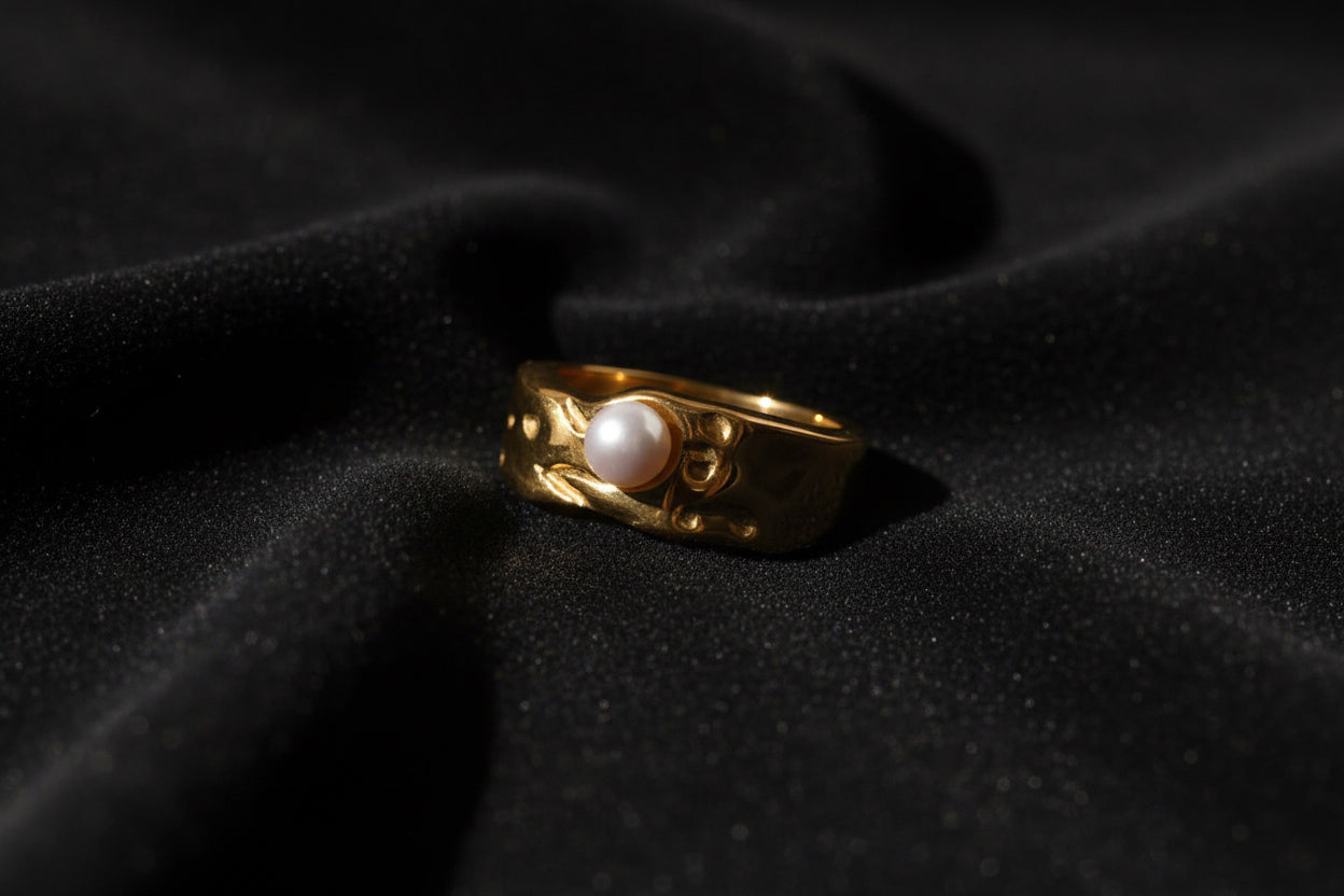 Suzy ring